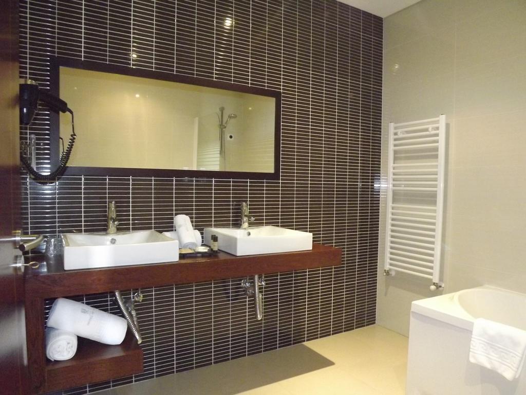 Hotel Do Vale Aguiar da Beira Eksteriør billede